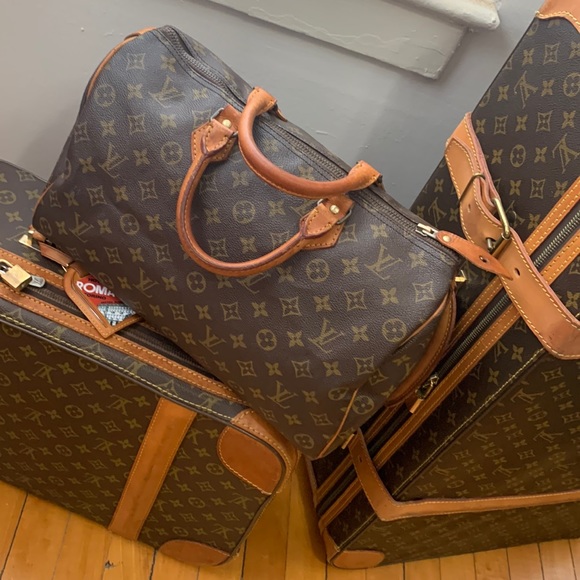 Louis Vuitton Vintage Speedy 35 Handbag. - Picture 4 of 17